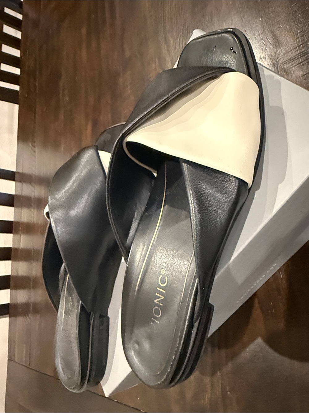 Vionic Black and Cream Crossover Slide Mules - Picture 3 of 6